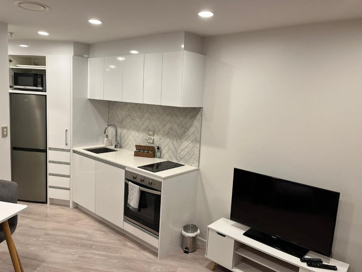 Free Wifi!! Spacious 1-Bedroom Apt, Auckland Cbd المظهر الخارجي الصورة